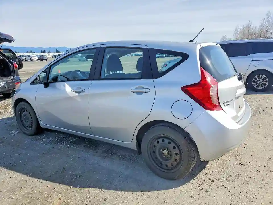 3N1CE2CP0FL414624 2015 NISSAN VERSA-1