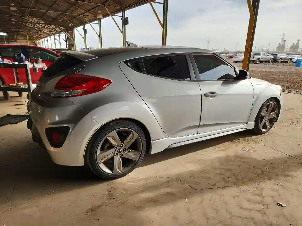 KMHTC6AE5EU200921 2014 HYUNDAI VELOSTER-2