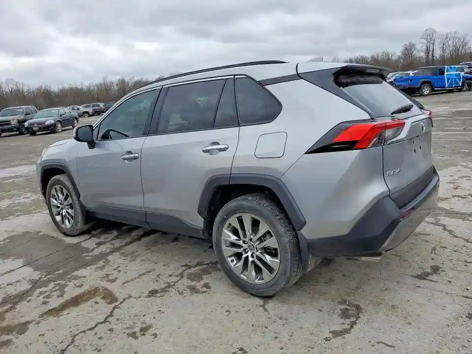 2T3D1RFVXMC171198 2021 TOYOTA RAV4-1