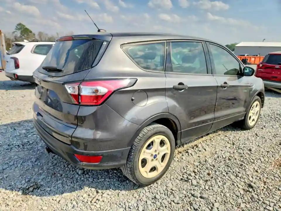 1FMCU0F79JUA16452 2018 FORD ESCAPE-2
