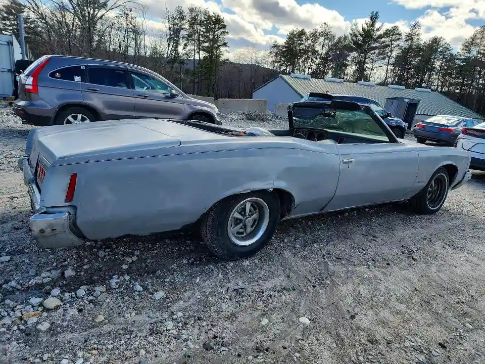 00002L67R2P362521 1972 PONTIAC CATALINA-2