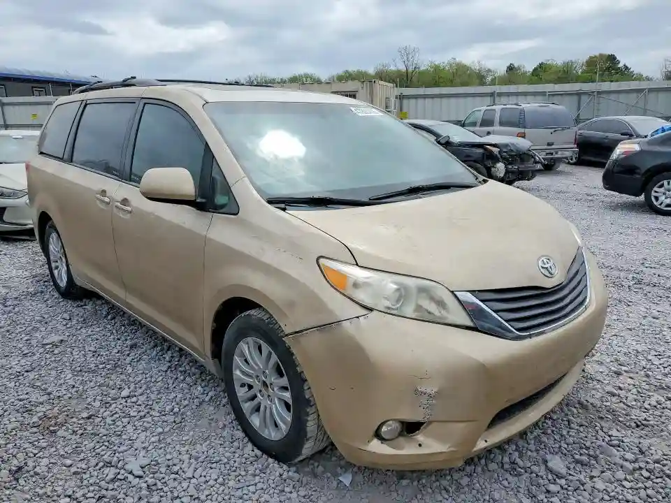 5TDYK3DC4DS296002 2013 TOYOTA SIENNA-3