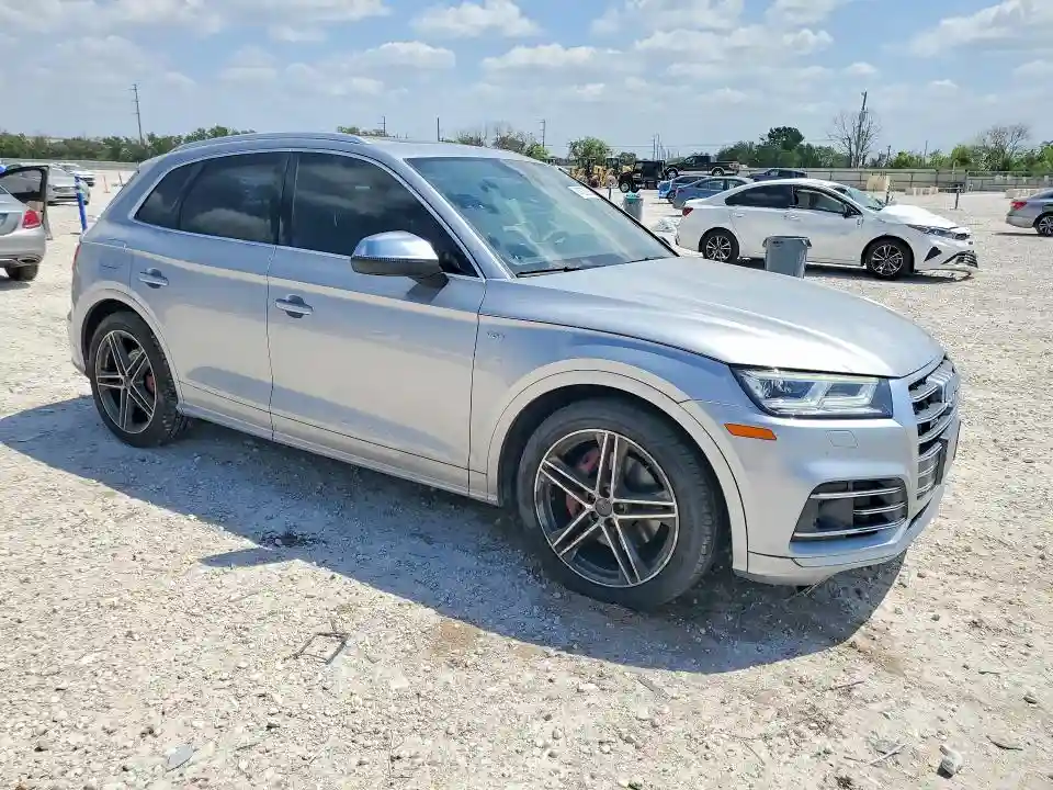 WA1C4AFY2J2182224 2018 AUDI SQ5-3