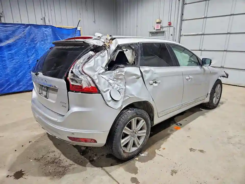 YV4902RK6G2796238 2016 VOLVO XC60-2