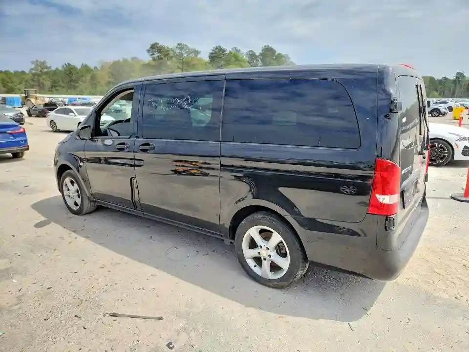 WD4PG2EE6J3348949 2018 MERCEDES-BENZ METRIS-1