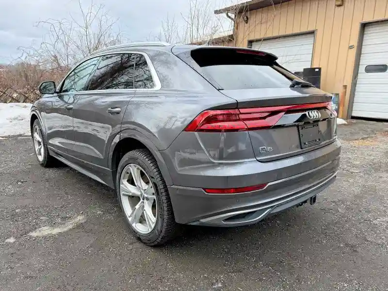 WA1BVAF19KD039112 2019 AUDI Q8-2