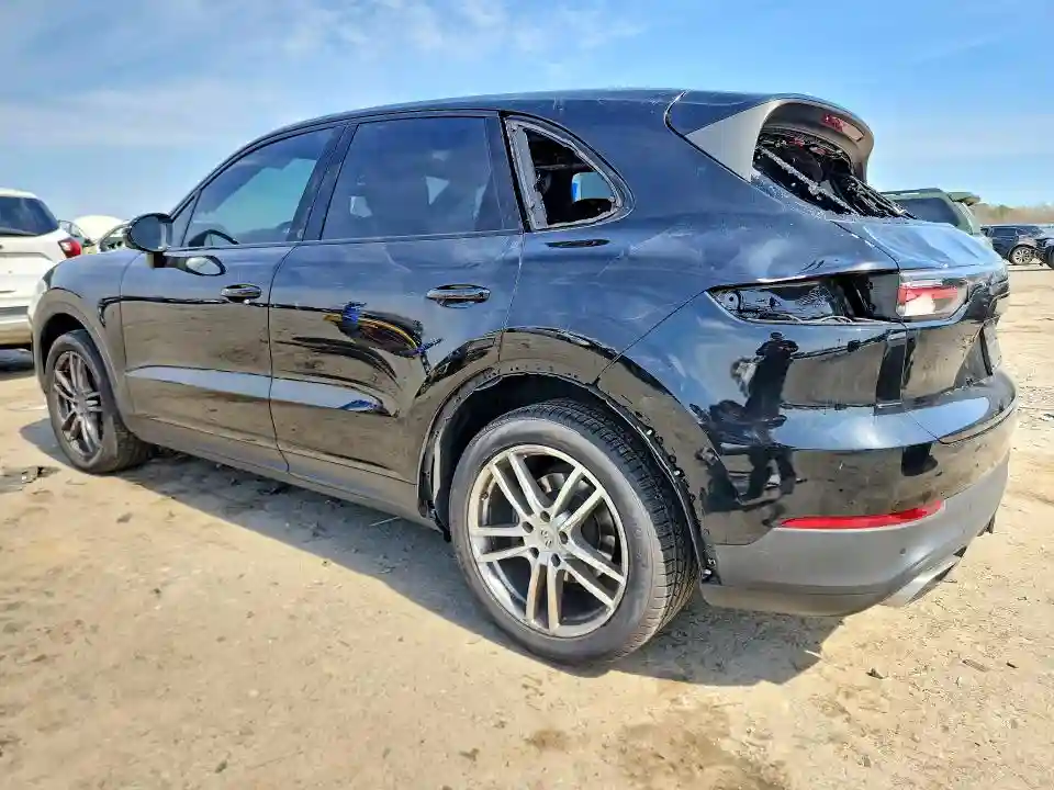 WP1AA2AY0NDA02461 2022 PORSCHE CAYENNE-1