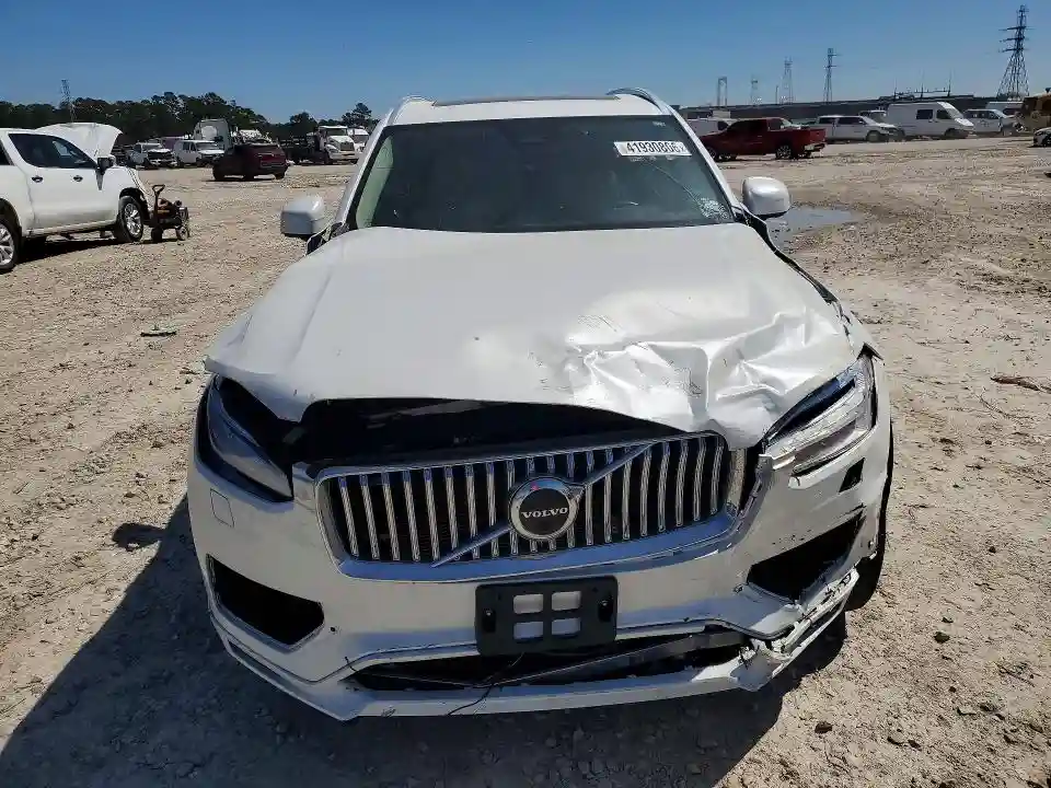 YV4062PN4P1914958 2023 VOLVO XC90-4
