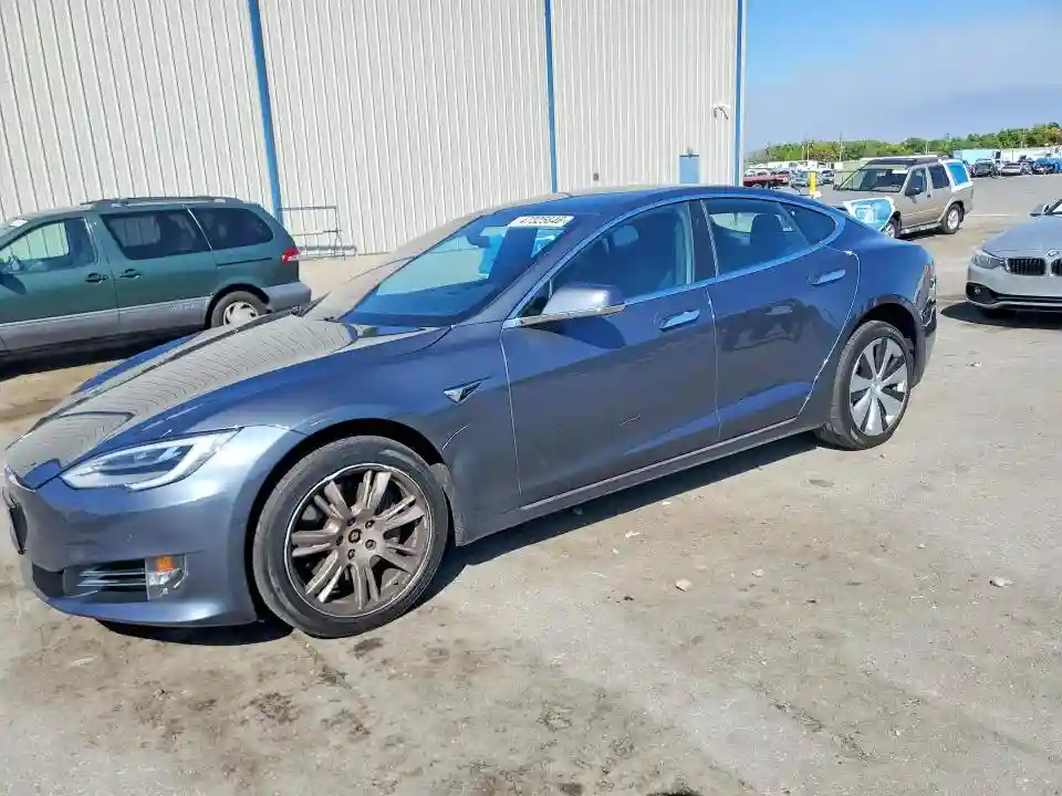 5YJSA1E24LF379029 2020 TESLA MODEL S-0
