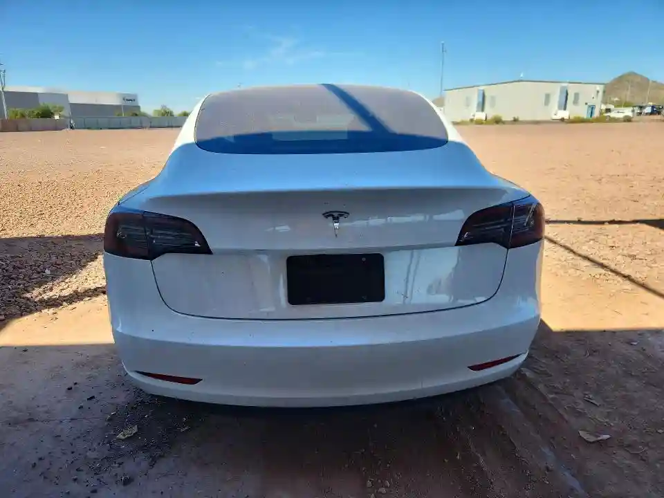 5YJ3E1EA5PF464838 2023 TESLA MODEL 3-5