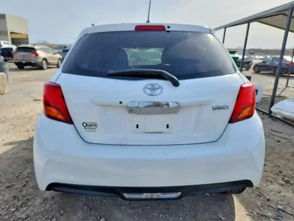 VNKKTUD30FA041850 2015 TOYOTA YARIS 5-DO-5
