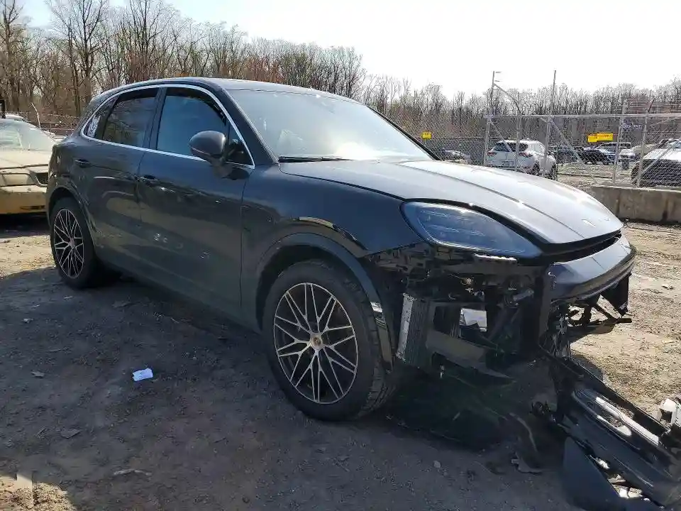 WP1AA2AY6RDA03815 2024 PORSCHE CAYENNE-3
