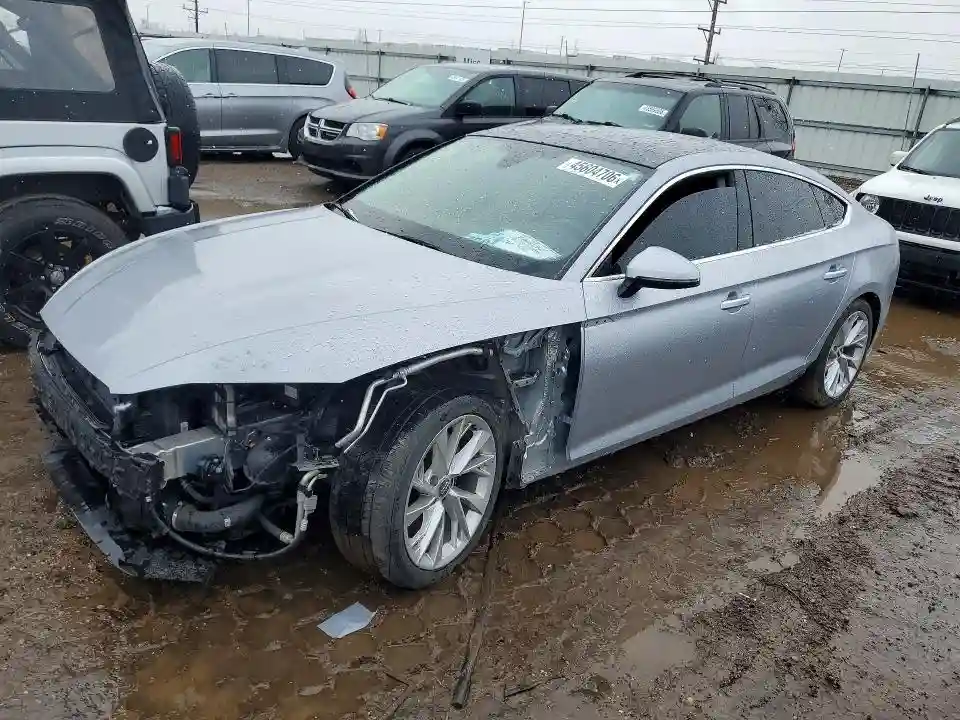 WAUABCF52MA021318 2021 AUDI A5-0