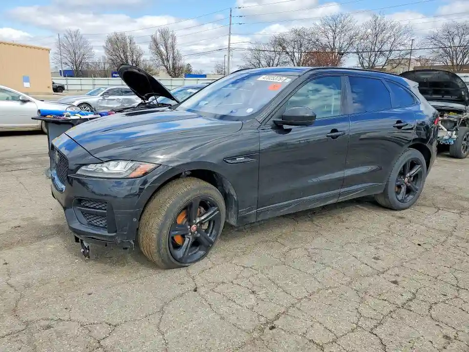 SADCL2FX4JA254024 2018 JAGUAR F-PACE-0