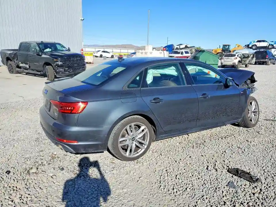 WAUDNAF48HN041829 2017 AUDI A4-2