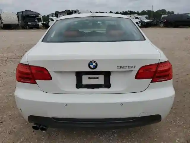 WBAKE5C51CJ106726 2012 BMW 3 SERIES-5