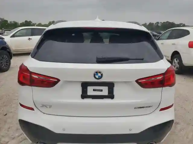 WBXHU7C54K5L10409 2019 BMW X1-5