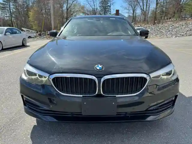 WBAJA5C53KWW05374 2019 BMW 5 SERIES-4