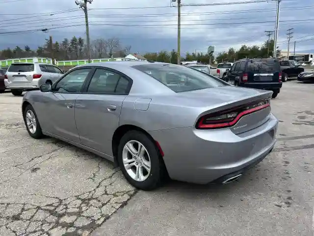 2C3CDXBG5JH151003 2018 DODGE CHARGER-2