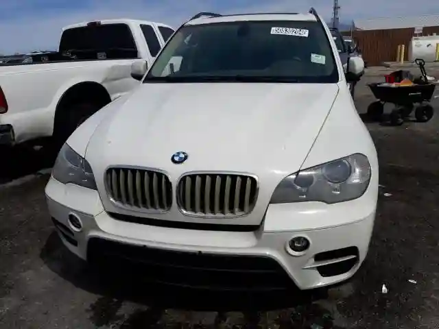 5UXZW0C57CL672796 2012 BMW X5-4