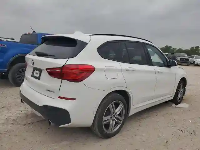WBXHU7C54K5L10409 2019 BMW X1-2