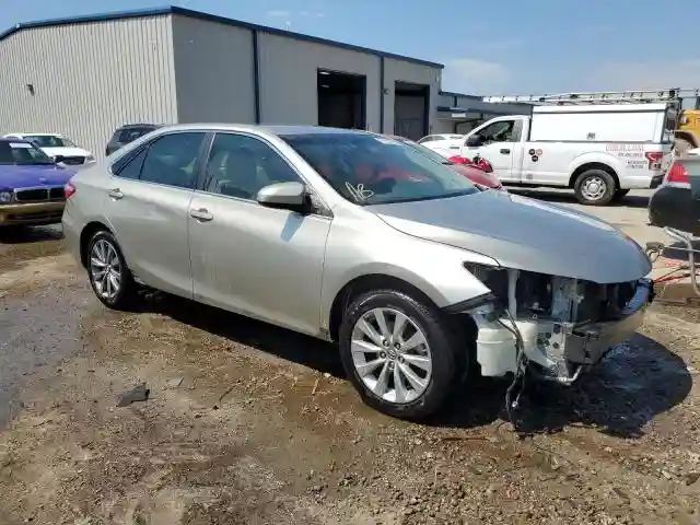 4T4BF1FK3FR472461 2015 TOYOTA CAMRY-3