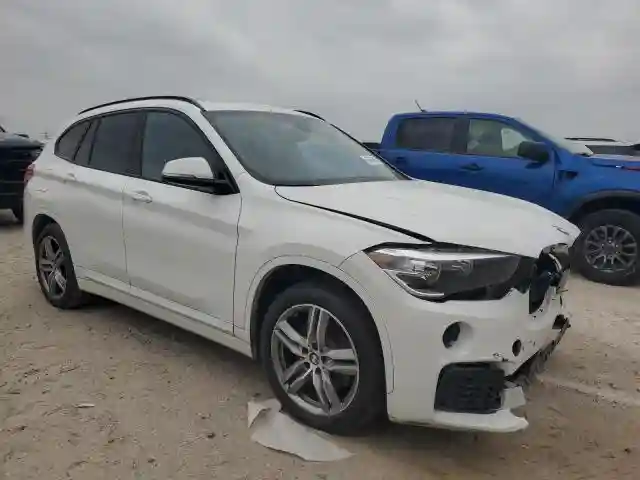 WBXHU7C54K5L10409 2019 BMW X1-3
