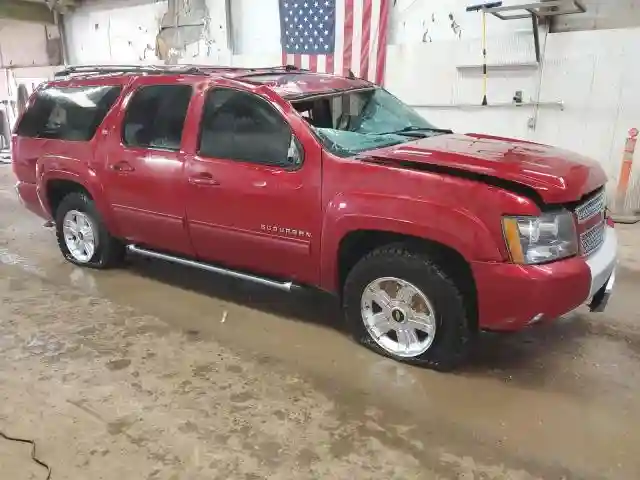 1GNSKJE74ER221996 2014 CHEVROLET SUBURBAN-3