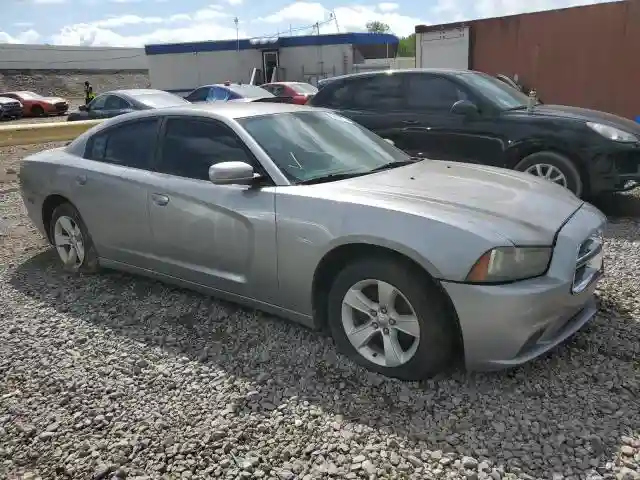 2B3CL3CG8BH532563 2011 DODGE CHARGER-3