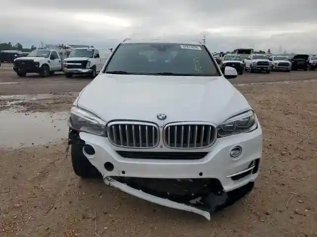 5UXKR6C52J0U15071 2018 BMW X5-4