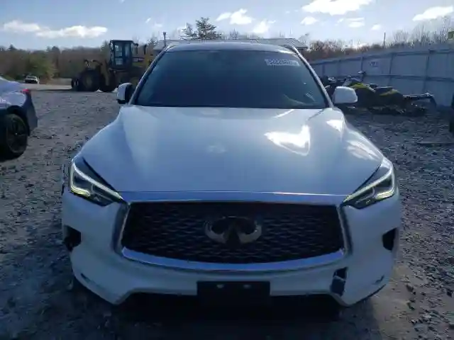 3PCAJ5M39KF144444 2019 INFINITI QX50-4