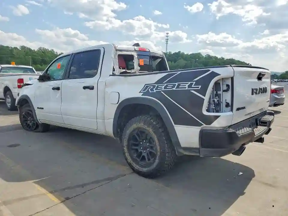 1C6SRFLP0SN583872 2025 RAM 1500-1