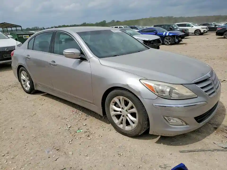 KMHGC4DD5DU247499 2013 HYUNDAI GENESIS-3