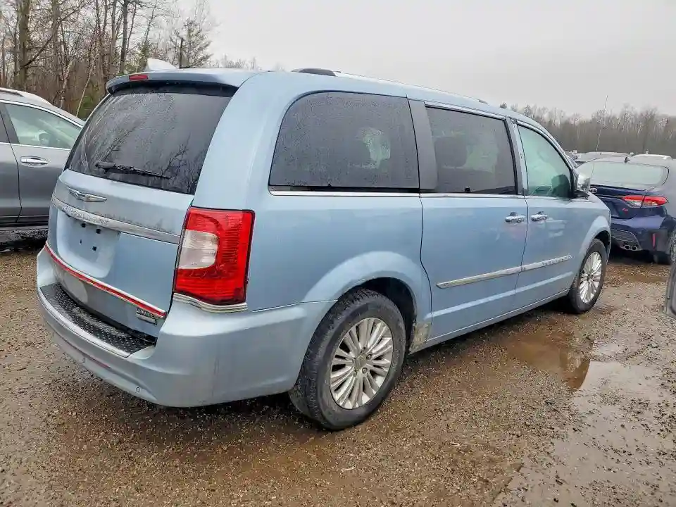 2C4RC1GG6DR598243 2013 CHRYSLER MINIVAN-2