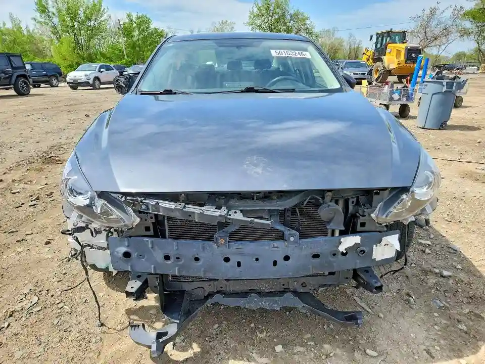 3MZBM1U73FM235814 2015 MAZDA 3-4