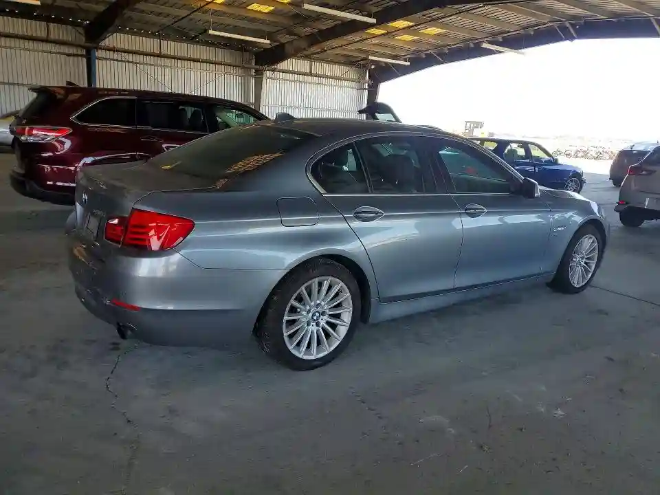 WBAFU7C56BC778512 2011 BMW 5 SERIES-2