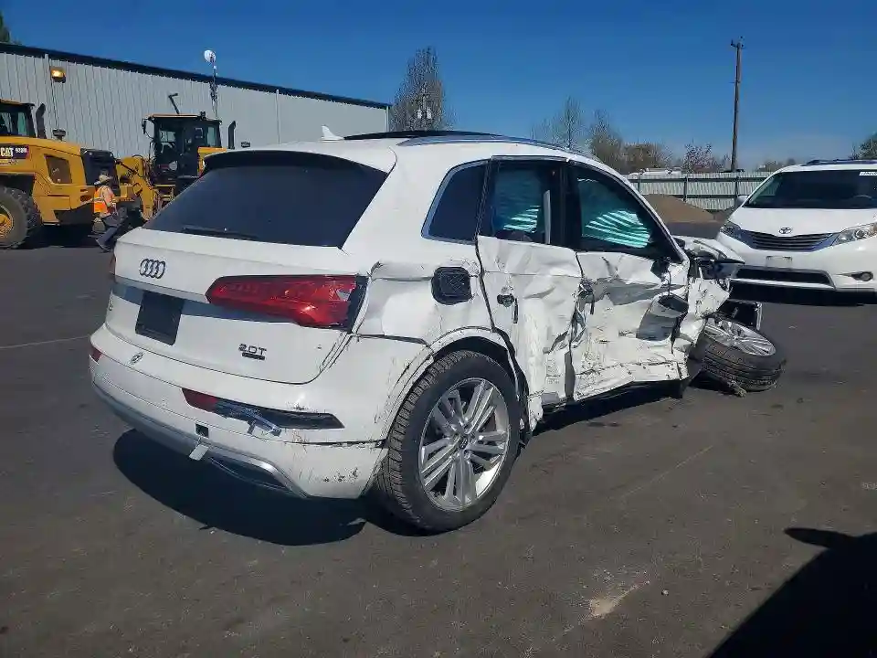 WA1BNAFY3J2010521 2018 AUDI Q5-2