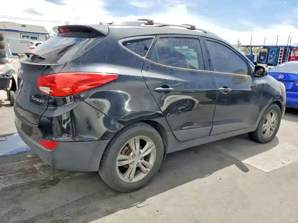 KM8JU3AC4CU363896 2012 HYUNDAI TUCSON-2