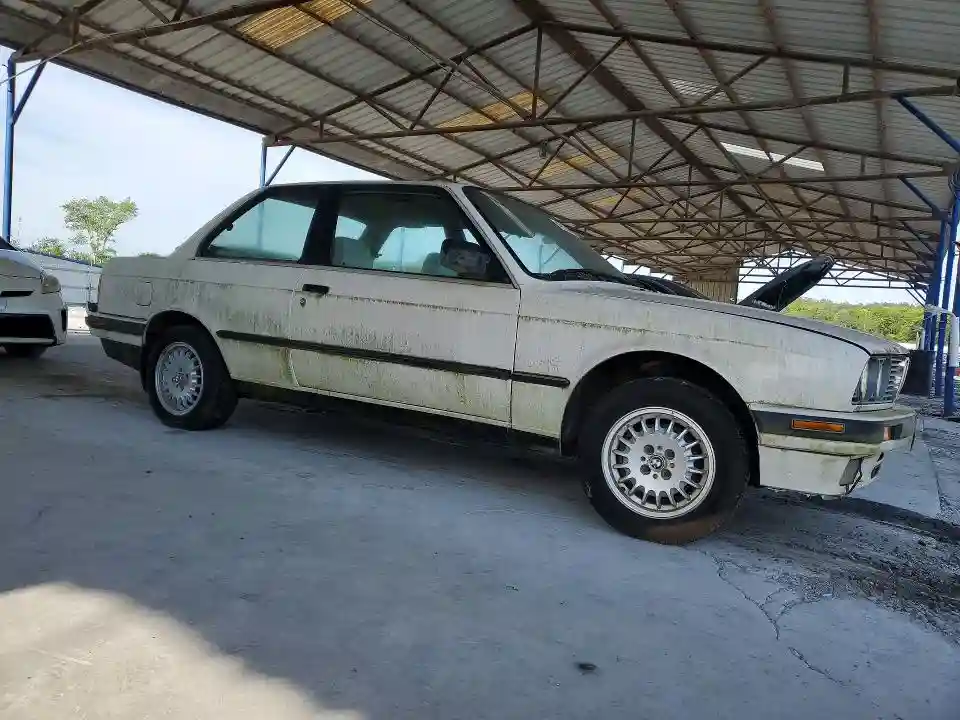 WBAAA1309K4204999 1989 BMW 3 SERIES-3