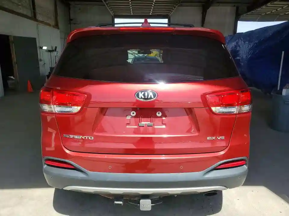 5XYPHDA51HG323472 2017 KIA SORENTO-5