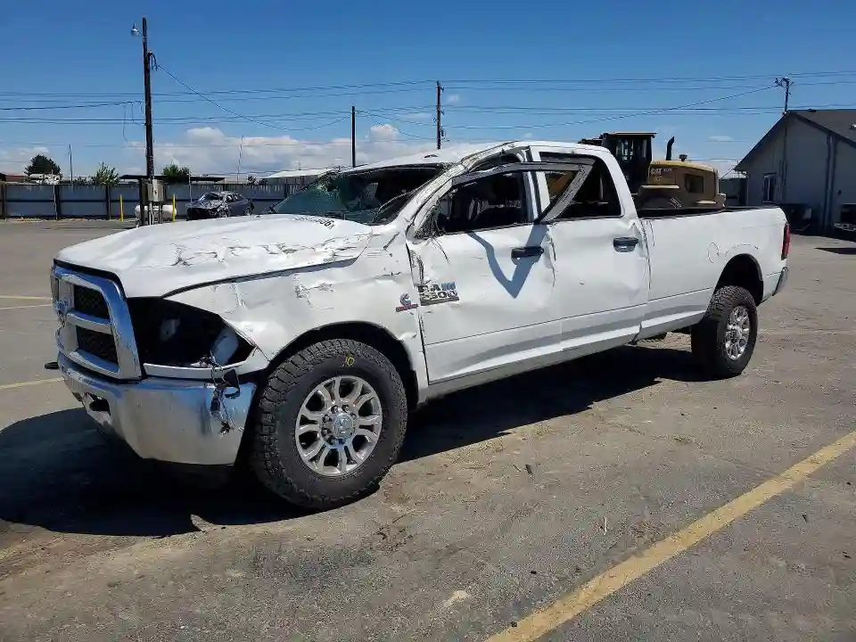 3C6UR5HL8EG144991 2014 RAM 2500-0