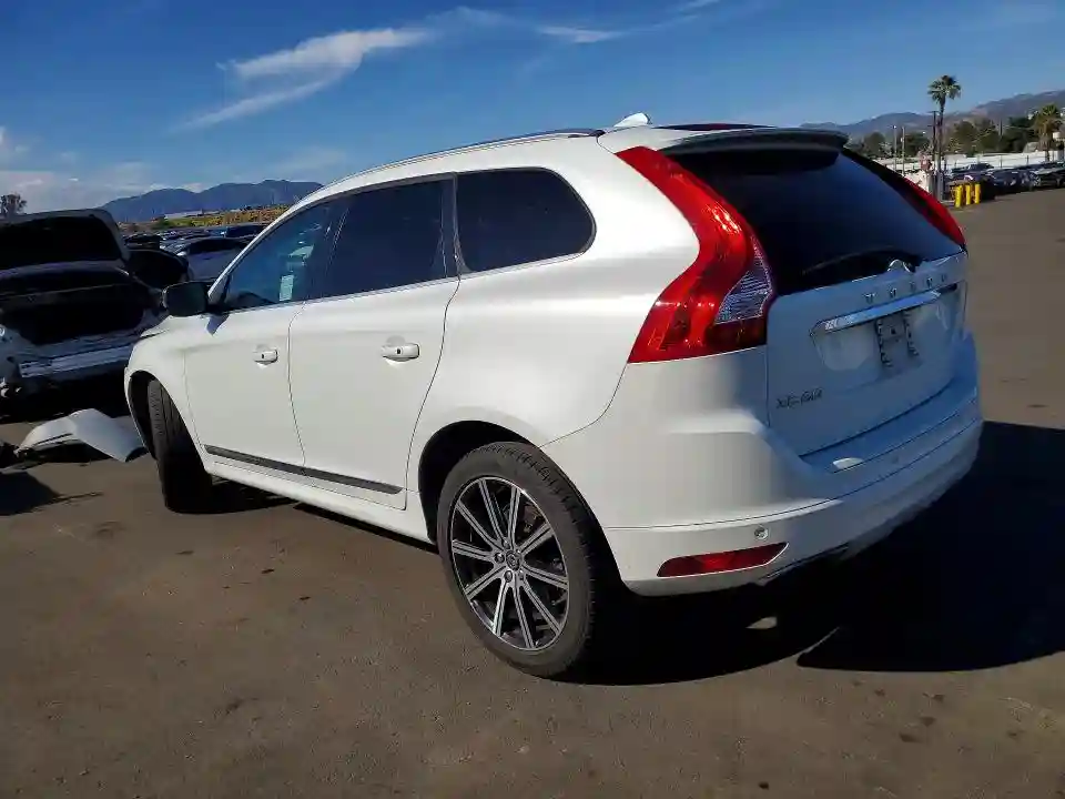 YV440MDK2G2781149 2016 VOLVO XC60-1