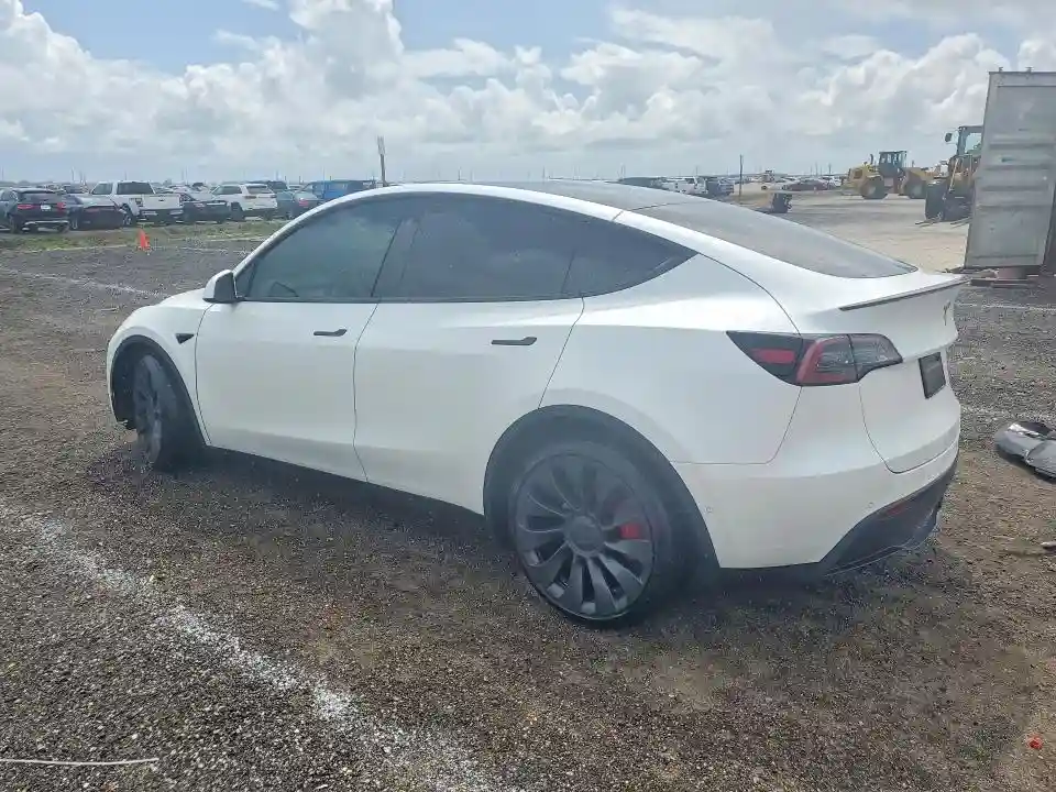 7SAYGDEF6NF459712 2022 TESLA MODEL Y-1