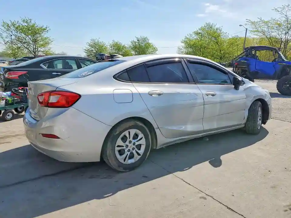 1G1BC5SM2K7123220 2019 CHEVROLET CRUZE-2
