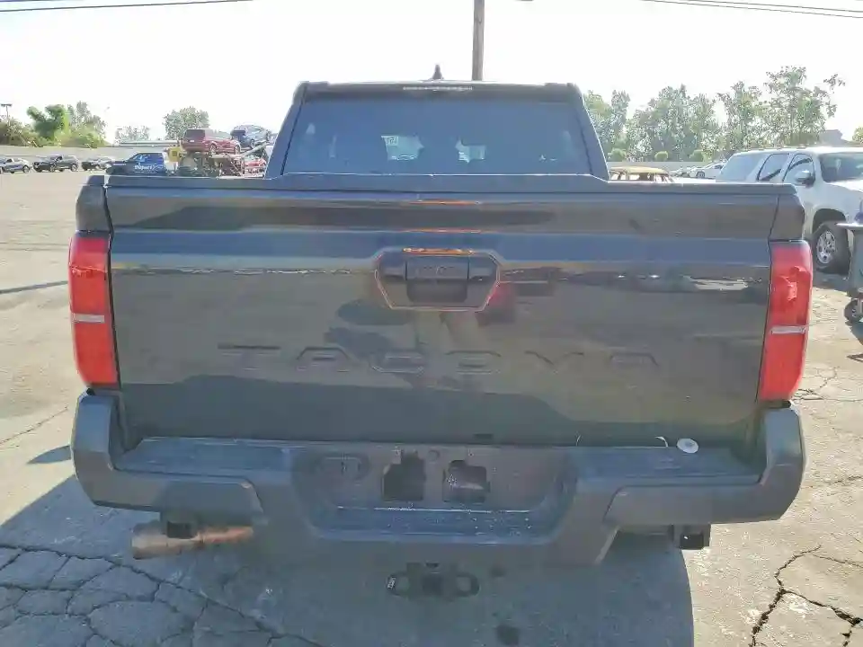 3TMKB5FN9SM035025 2025 TOYOTA TACOMA-5