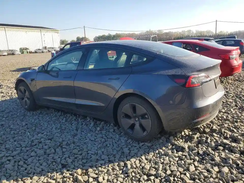 5YJ3E1EAXPF672889 2023 TESLA MODEL 3-1