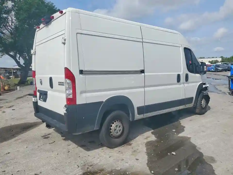 3C6LRVBG0RE112464 2024 RAM PROMASTER-2
