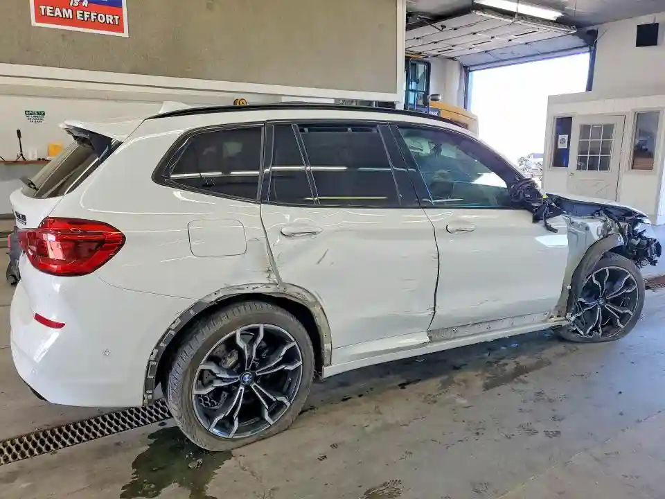 5YMTS0C02LLT10678 2020 BMW X3-2