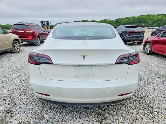 5YJ3E1EA1JF023120 2018 TESLA MODEL 3-5