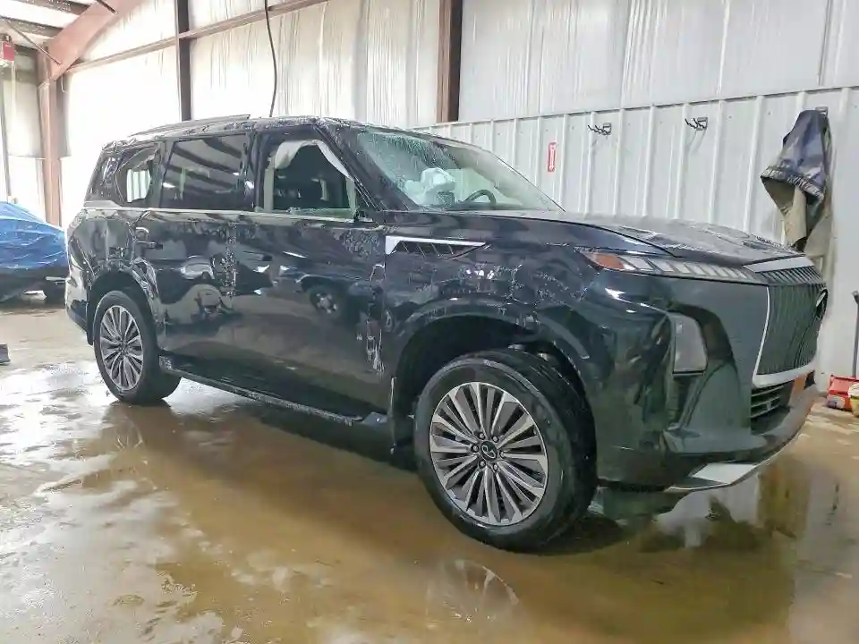 JN8AZ3DBXS9403896 2025 INFINITI QX80-3